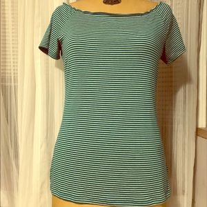 Old Navy Scoop Neck Classic Tee